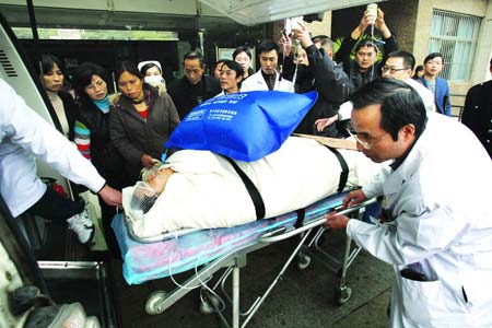 普定县成人监护型护送